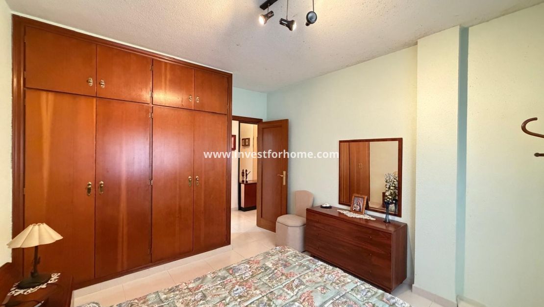 Reventa - Apartamento - Torrevieja - Playa del Cura