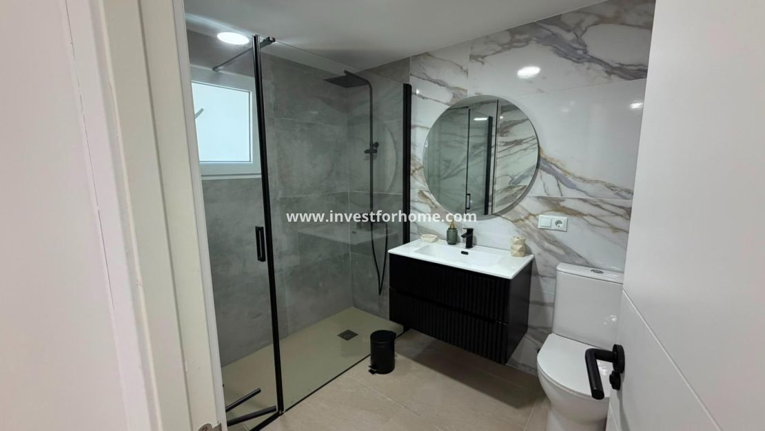 Reventa - Apartamento - Torrevieja - Playa del Cura