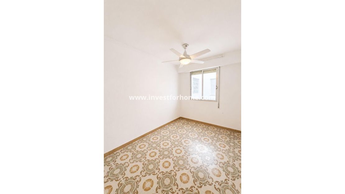 Reventa - Apartamento - Torrevieja - Playa del Cura