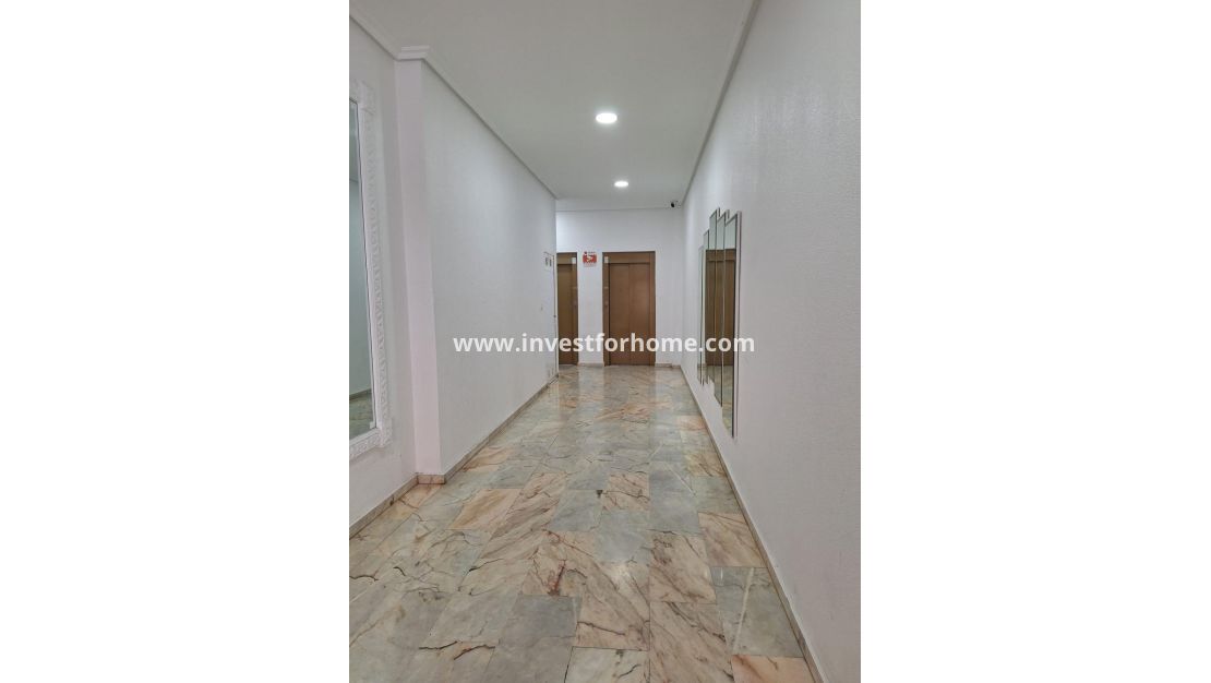 Reventa - Apartamento - Torrevieja - Playa del Cura