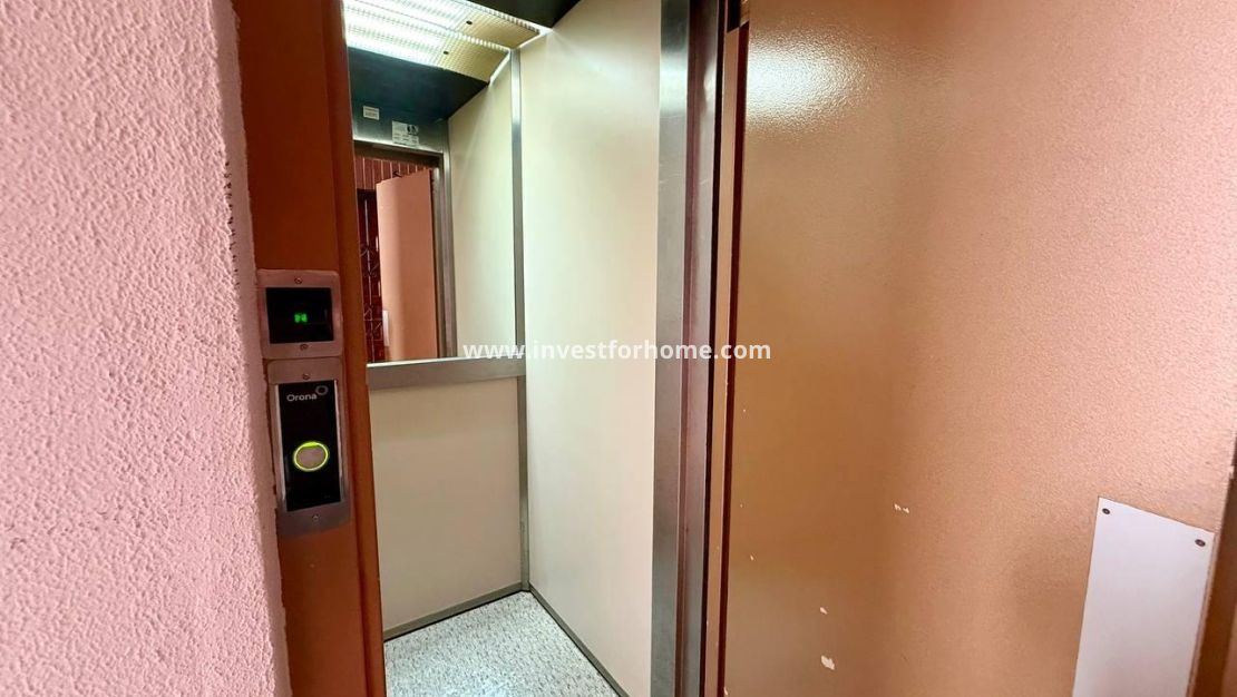 Reventa - Apartamento - Torrevieja - Playa del Cura