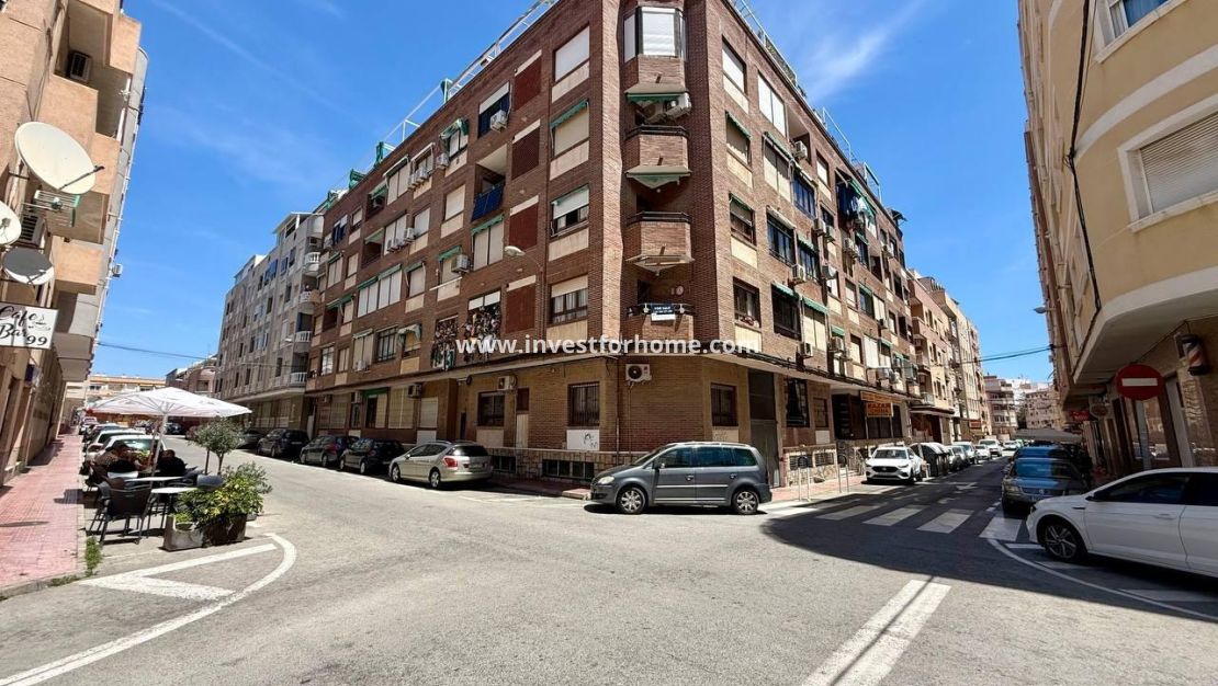 Reventa - Apartamento - Torrevieja - Playa del Cura