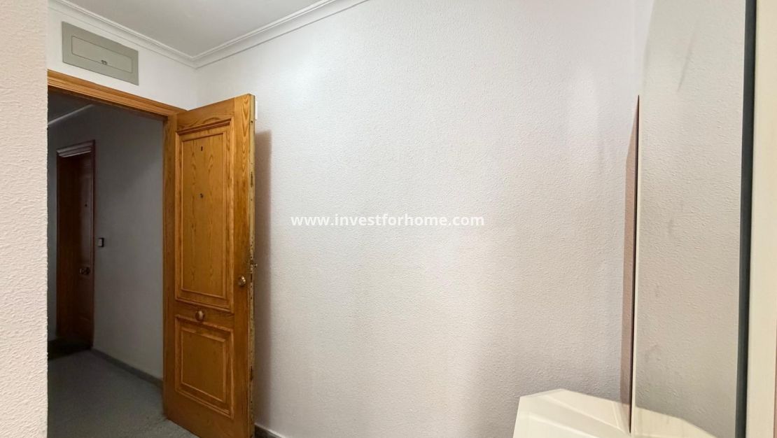 Reventa - Apartamento - Torrevieja - Playa del Cura