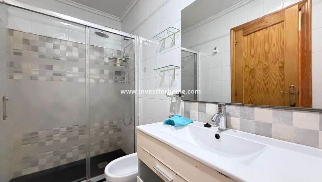 Reventa - Apartamento - Torrevieja - Playa del Cura