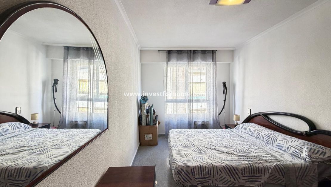 Reventa - Apartamento - Torrevieja - Playa del Cura