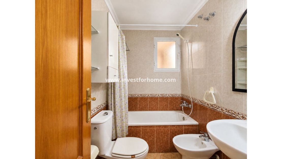Reventa - Apartamento - Torrevieja - Playa del Cura