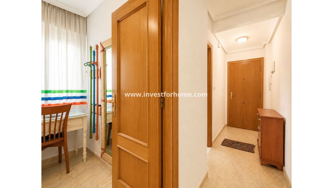 Reventa - Apartamento - Torrevieja - Playa del Cura