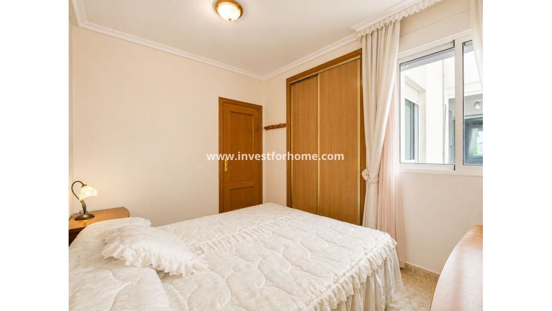 Reventa - Apartamento - Torrevieja - Playa del Cura