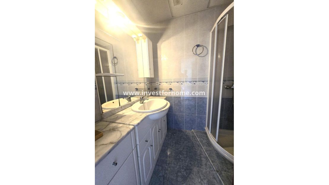 Reventa - Apartamento - Torrevieja - Puerto Deportivo Marina Salinas