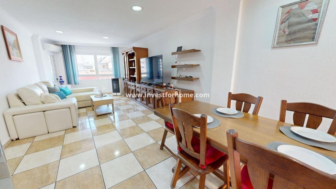 Reventa - Apartamento - Torrevieja - Puerto Deportivo