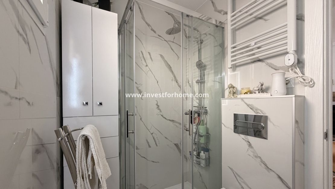 Reventa - Apartamento - Torrevieja - Urb. Calas Blancas III