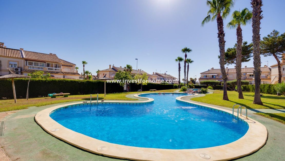 Reventa - Bungalow - Torrevieja - aguas nuevas