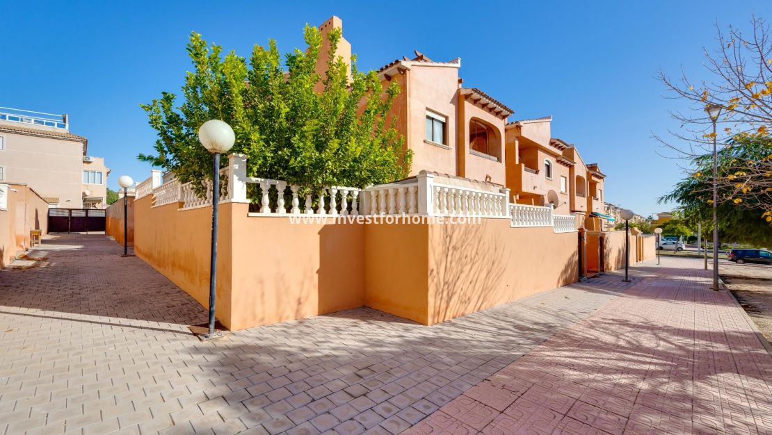 Reventa - Bungalow - Torrevieja - aguas nuevas