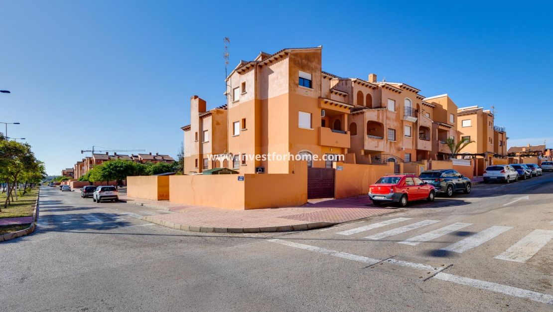 Reventa - Bungalow - Torrevieja - aguas nuevas