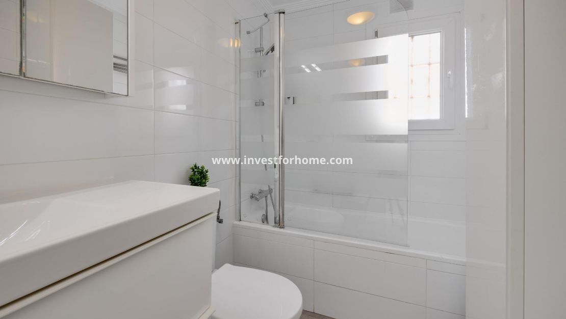 Reventa - Bungalow - Torrevieja - aguas nuevas