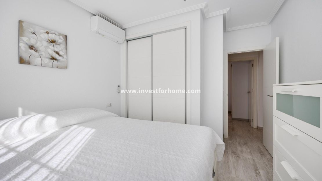 Reventa - Bungalow - Torrevieja - aguas nuevas