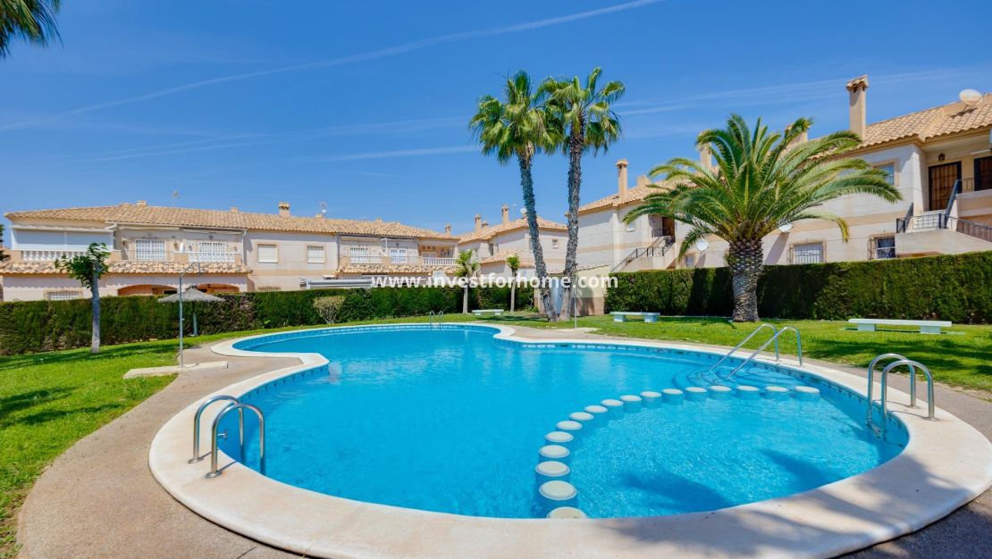Reventa - Bungalow - Torrevieja - aguas nuevas