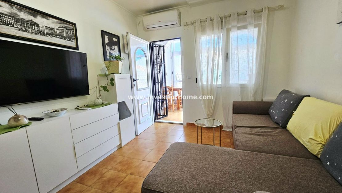 Reventa - Bungalow - Torrevieja - Nueva Torrevieja - Aguas Nuevas