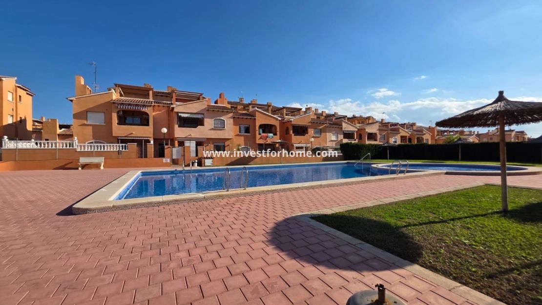 Reventa - Bungalow - Torrevieja - Zona Los Frutales