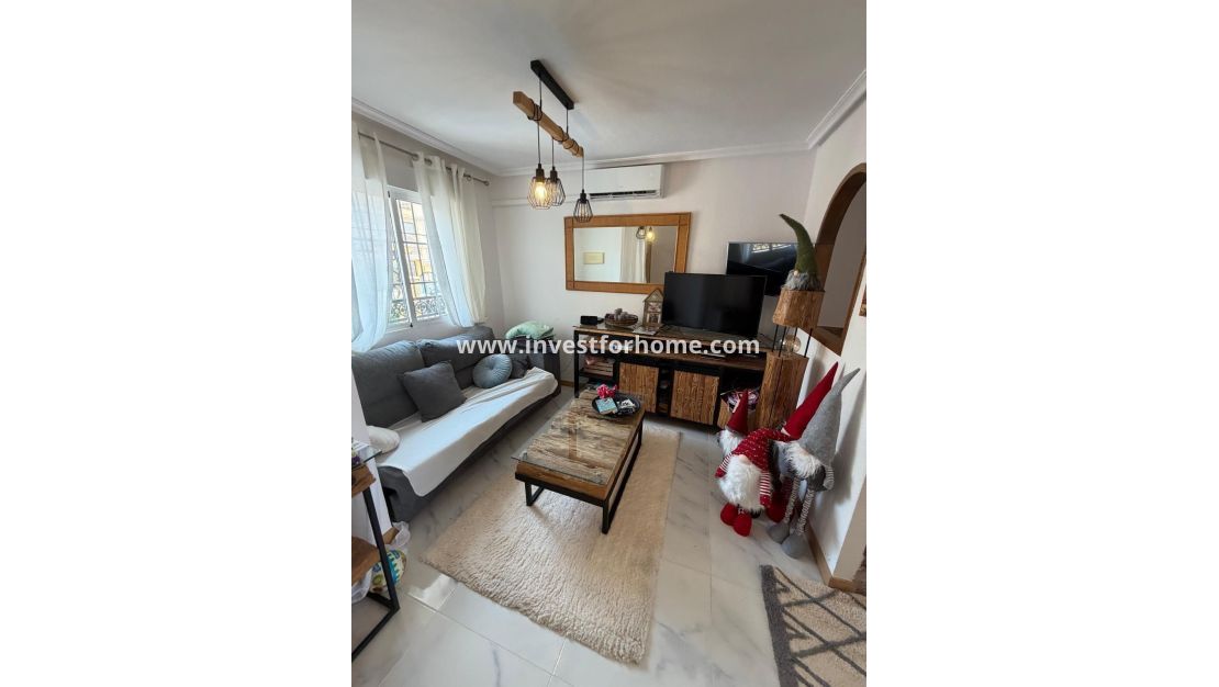 Reventa - Bungalow - Torrevieja - Zona Los Frutales