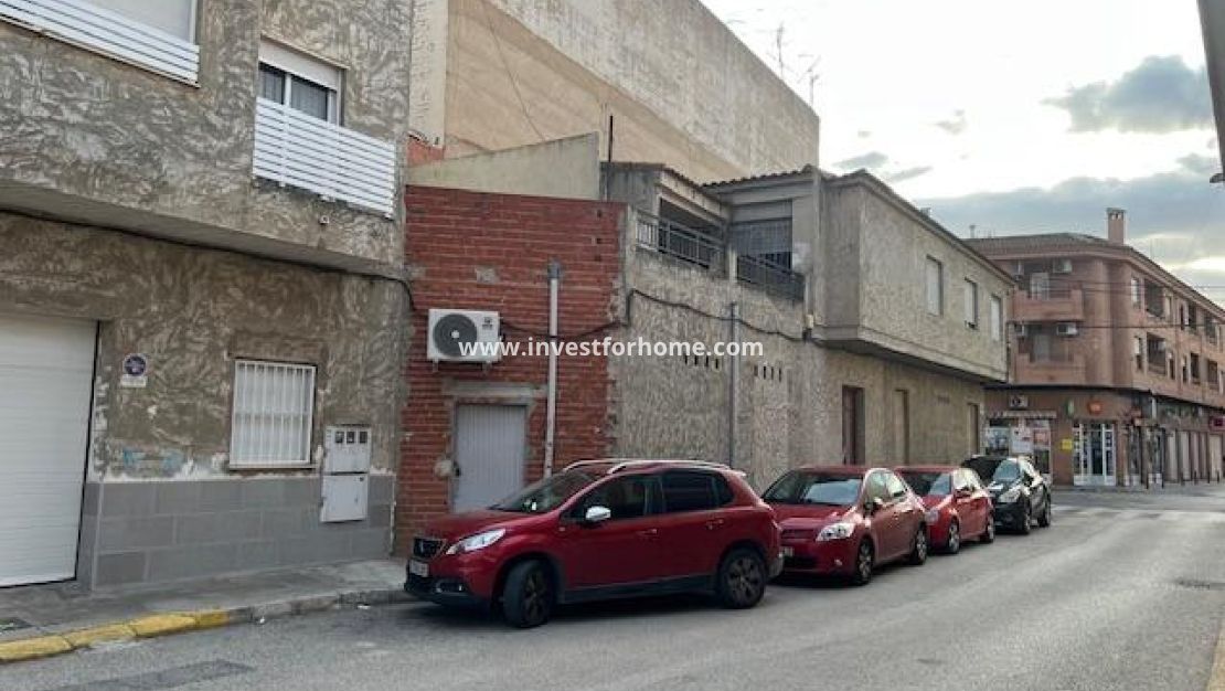 Reventa - Casa - Catral - Avda Principal