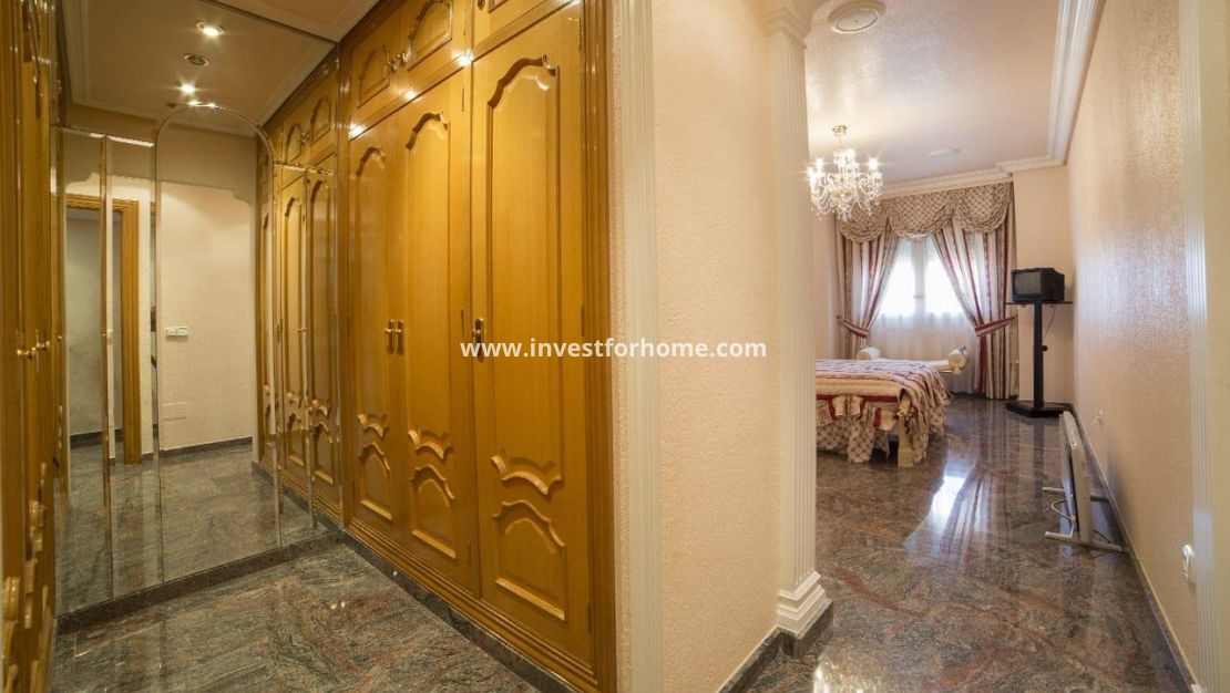 Reventa - Casa - Los Alcázares - Centro
