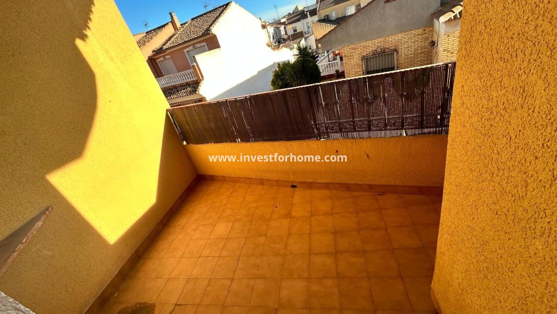 Reventa - Casa - Los Alcázares