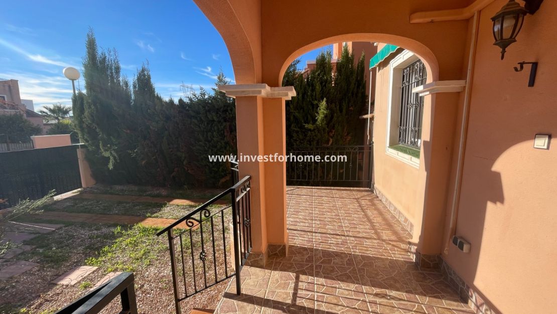 Reventa - Casa - Los Montesinos - Costa Blanca