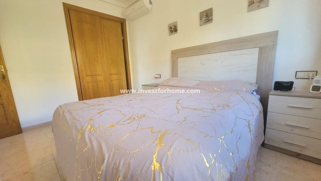 Reventa - Casa - Los Montesinos - Los Montesinos - Urb. La Herrada