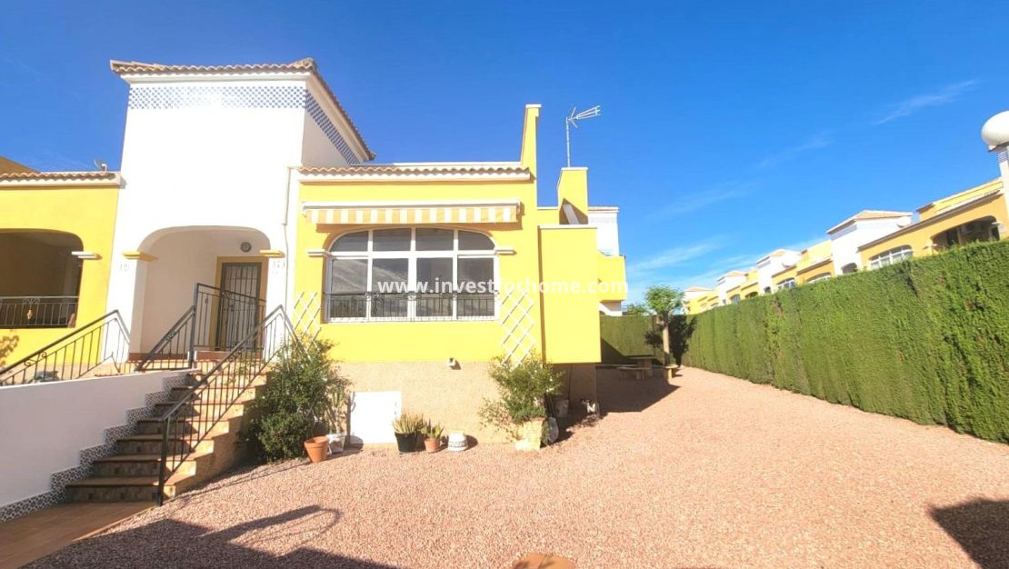 Reventa - Casa - Los Montesinos - Los Montesinos - Urb. La Herrada