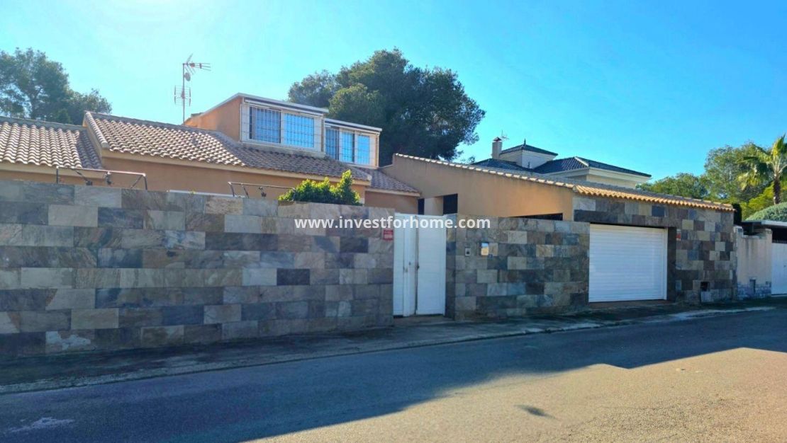 Reventa - Casa - Orihuela Costa - Altos De Campoamor