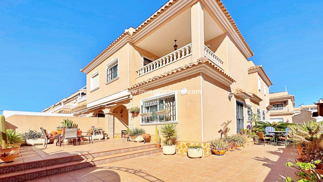 Reventa - Casa - Orihuela Costa - Costa Blanca