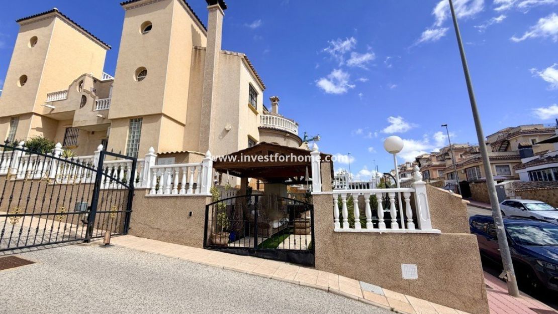 Reventa - Casa - Orihuela Costa - Costa Blanca