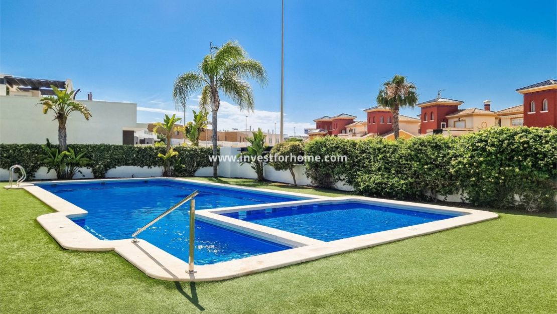 Reventa - Casa - Orihuela Costa - Costa Blanca