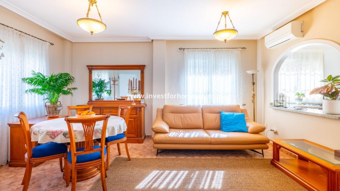 Reventa - Casa - Orihuela Costa - La Regia