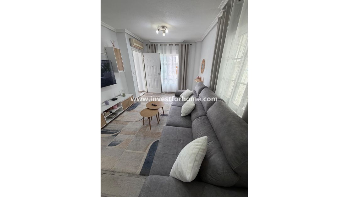 Reventa - Casa - Orihuela Costa - La Zenia