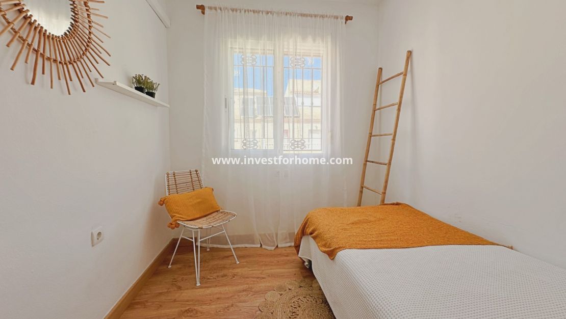 Reventa - Casa - Orihuela Costa - La Zenia
