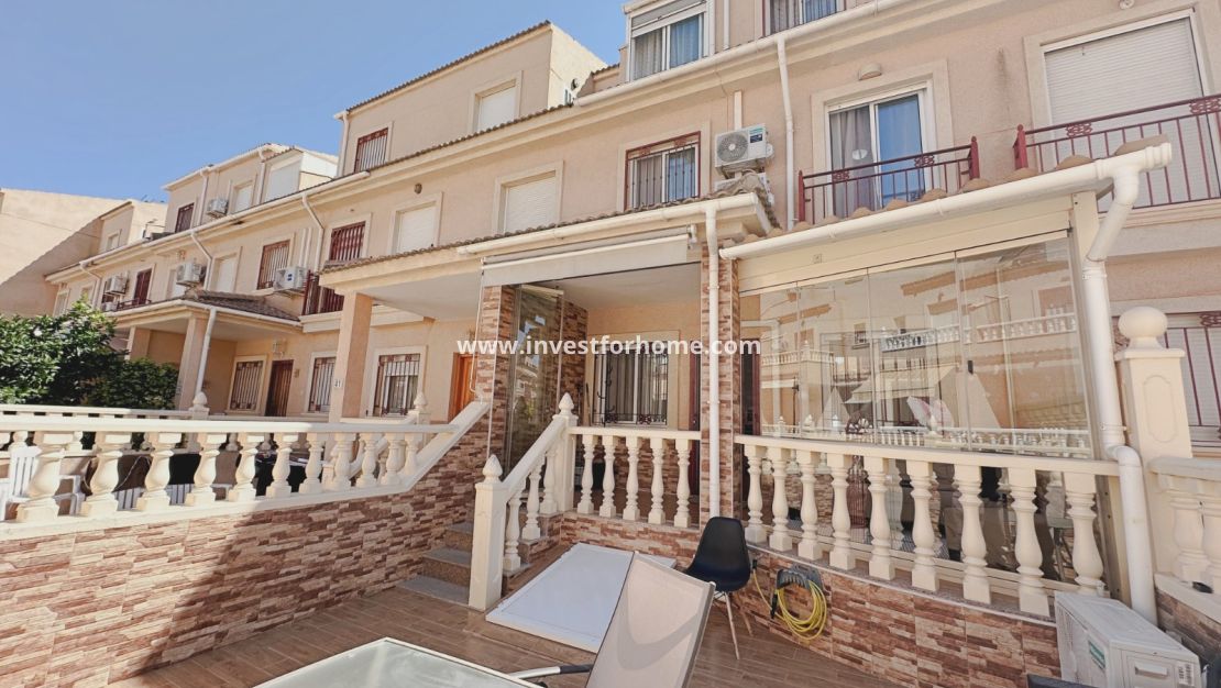Reventa - Casa - Orihuela Costa - La Zenia