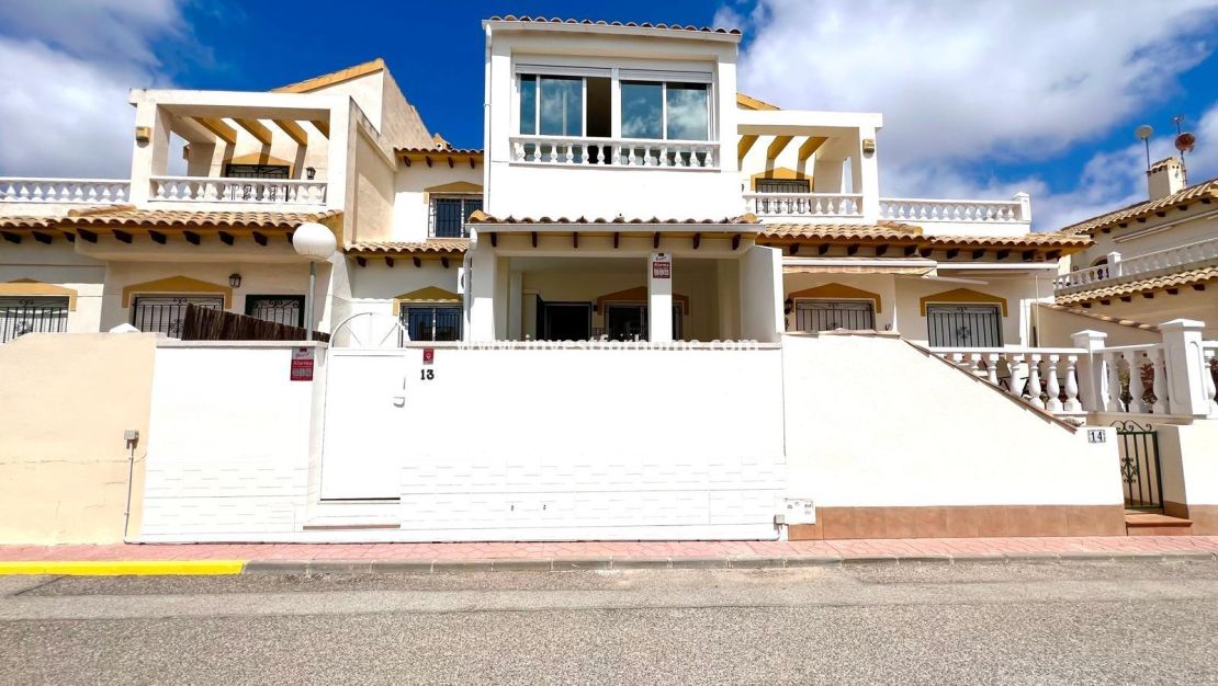 Reventa - Casa - Orihuela Costa - Urbanización Perla Del Mar