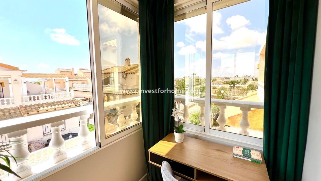 Reventa - Casa - Orihuela Costa - Urbanización Perla Del Mar