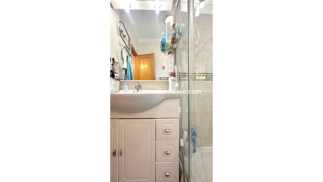 Reventa - Casa - Orihuela Costa - Urbanización Perla Del Mar