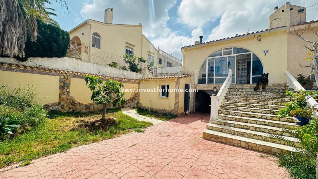 Reventa - Casa - Orihuela Costa - Urbanización Perla Del Mar