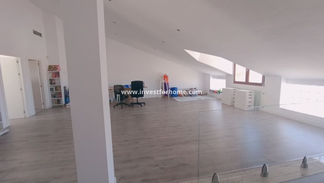 Reventa - Casa - Roldan - Inland