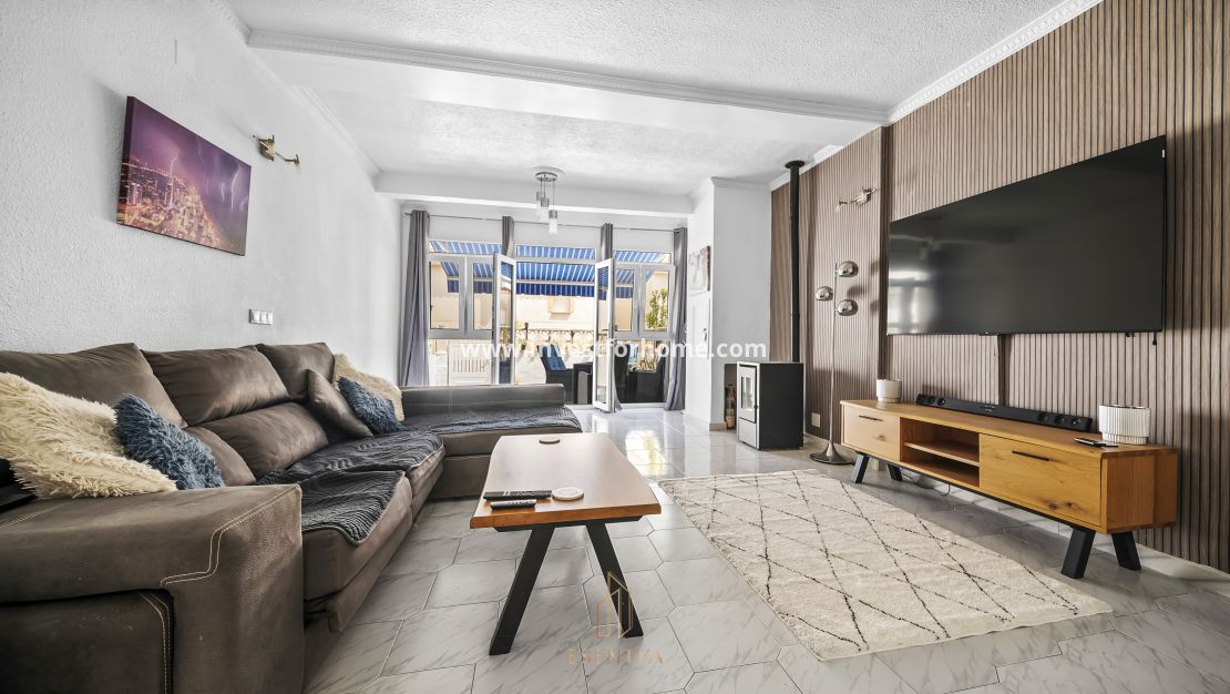 Reventa - Casa - San Miguel de Salinas - Blue Lagoon