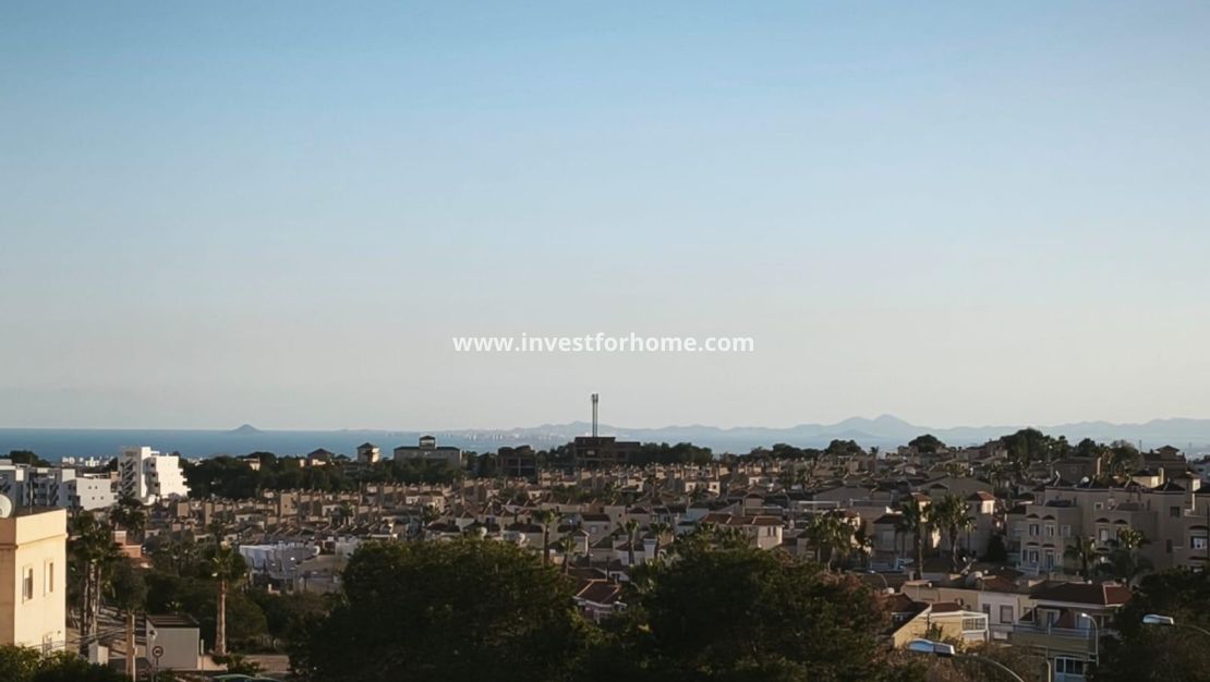 Reventa - Casa - San Miguel de Salinas - El Galán