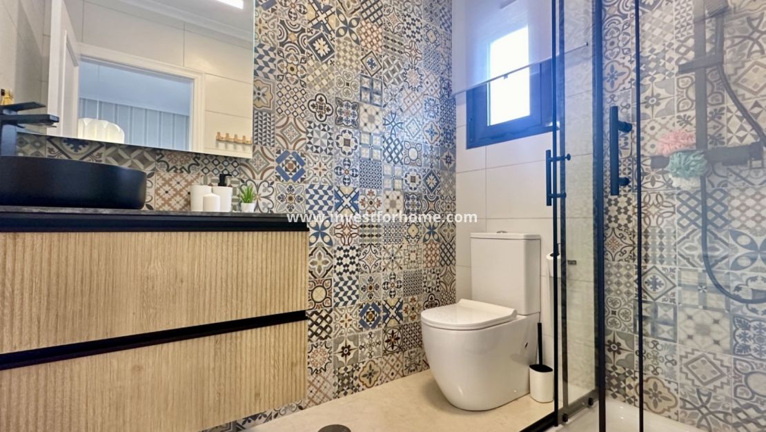 Reventa - Casa - San Miguel de Salinas - Inland