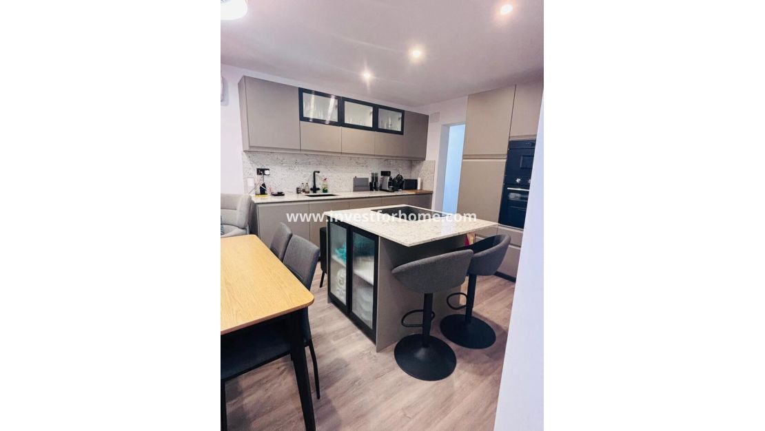 Reventa - Casa - San Miguel de Salinas - Inland