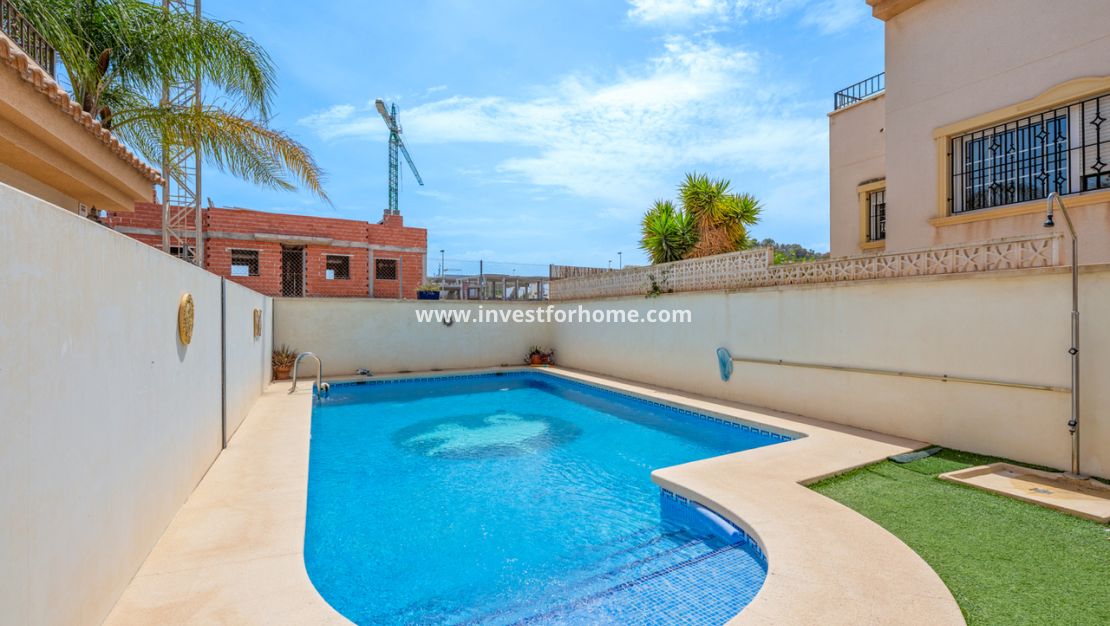 Reventa - Casa - San Miguel de Salinas - Inland