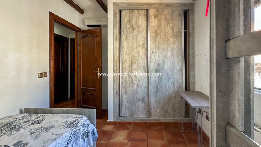 Reventa - Casa - San Miguel de Salinas - Inland