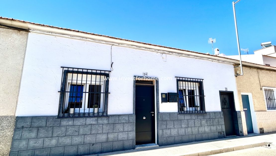 Reventa - Casa - San Miguel de Salinas - Inland